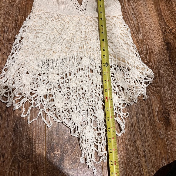 Boho vibe beige top no size dot see the measurement - Picture 5 of 5